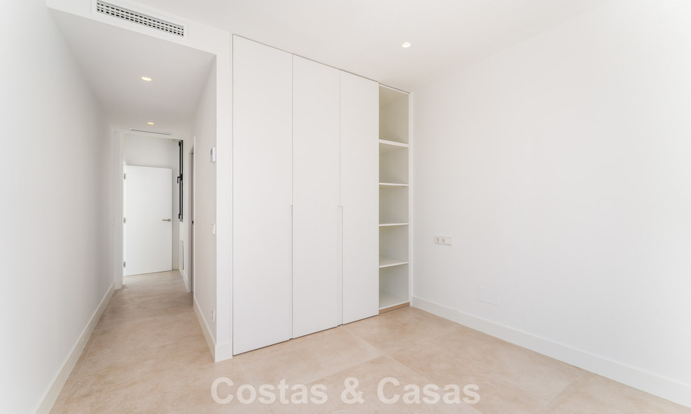 Villa moderne au design contemporain avec piscine à vendre à proximité de la Nouvelle Mille d'Or, près de San Pedro - Marbella 802807