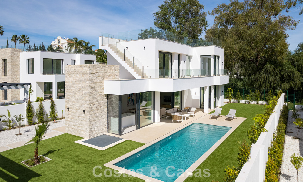 Villa moderne au design contemporain avec piscine à vendre à proximité de la Nouvelle Mille d'Or, près de San Pedro - Marbella 802811