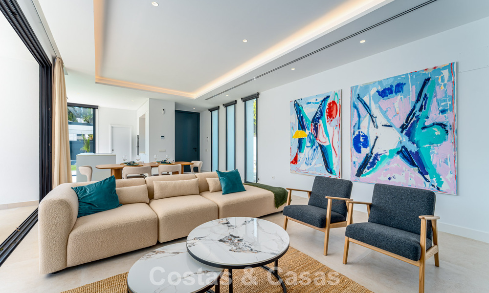 Villa moderne au design contemporain avec piscine à vendre à proximité de la Nouvelle Mille d'Or, près de San Pedro - Marbella 802819