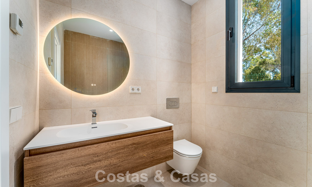 Villa moderne au design contemporain avec piscine à vendre à proximité de la Nouvelle Mille d'Or, près de San Pedro - Marbella 802821