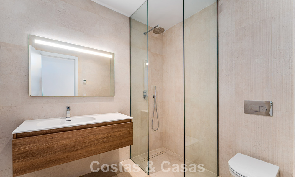 Villa moderne au design contemporain avec piscine à vendre à proximité de la Nouvelle Mille d'Or, près de San Pedro - Marbella 802825
