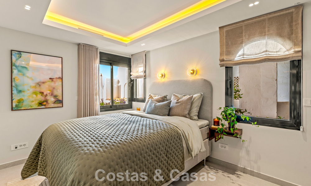 Luxueux appartement rénové avec vue sur la mer à vendre dans une résidence sécurisée sur le Golden Mile de Marbella 802849