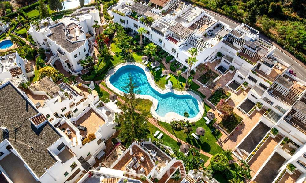 Luxueux appartement rénové avec vue sur la mer à vendre dans une résidence sécurisée sur le Golden Mile de Marbella 802857