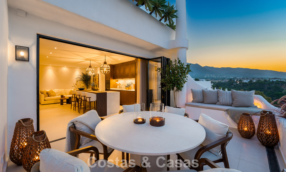 Luxueux appartement rénové avec vue sur la mer à vendre dans une résidence sécurisée sur le Golden Mile de Marbella 802861