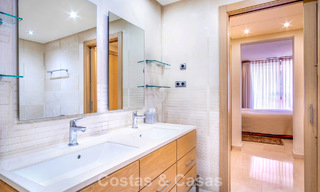 Spacieux et luxueux appartement avec vue sur la mer à vendre dans une résidence exclusive sur le Golden Mile de Marbella 802963 
