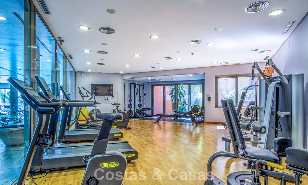 Spacieux et luxueux appartement avec vue sur la mer à vendre dans une résidence exclusive sur le Golden Mile de Marbella 802969