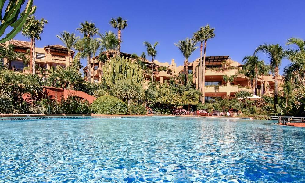 Spacieux et luxueux appartement avec vue sur la mer à vendre dans une résidence exclusive sur le Golden Mile de Marbella 802976