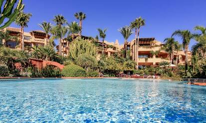 Spacieux et luxueux appartement avec vue sur la mer à vendre dans une résidence exclusive sur le Golden Mile de Marbella 802976