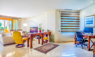 Spacieux et luxueux appartement avec vue sur la mer à vendre dans une résidence exclusive sur le Golden Mile de Marbella 802985 