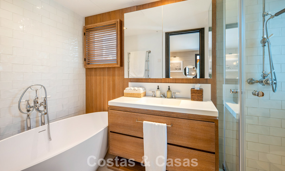 Appartement de luxe entièrement rénové à vendre à Puente Romano, Marbella 802998