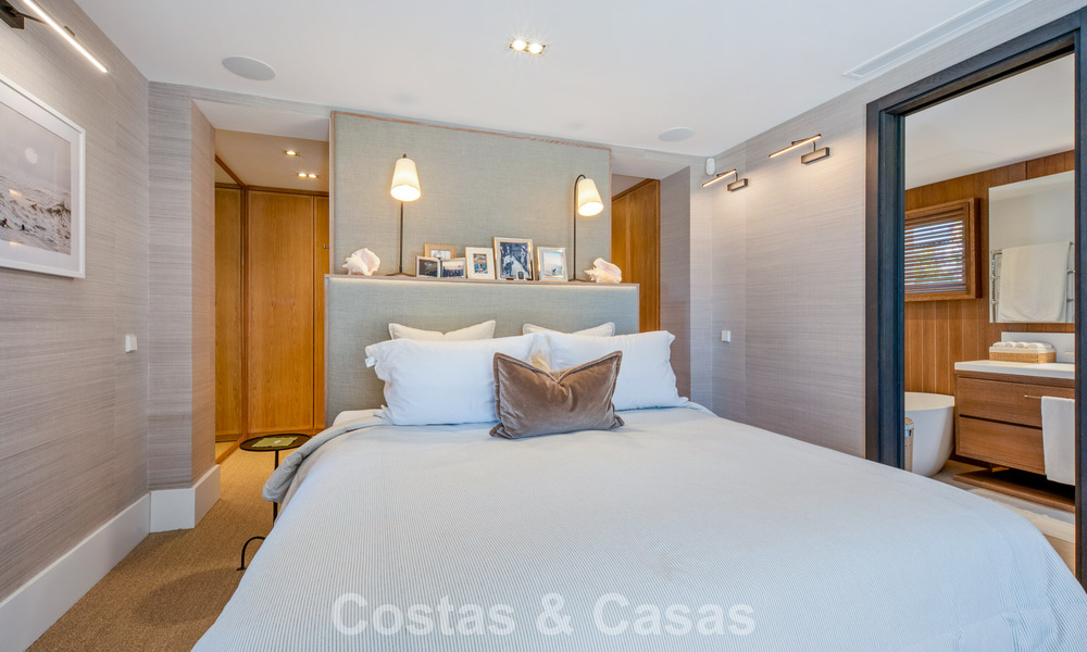 Appartement de luxe entièrement rénové à vendre à Puente Romano, Marbella 803007