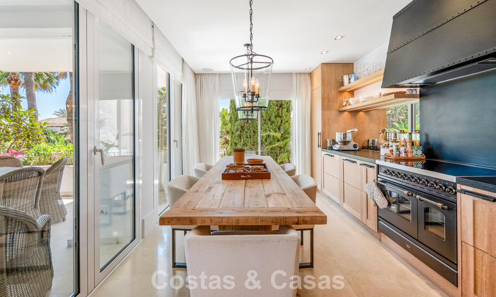 Appartement de luxe entièrement rénové à vendre à Puente Romano, Marbella 803015