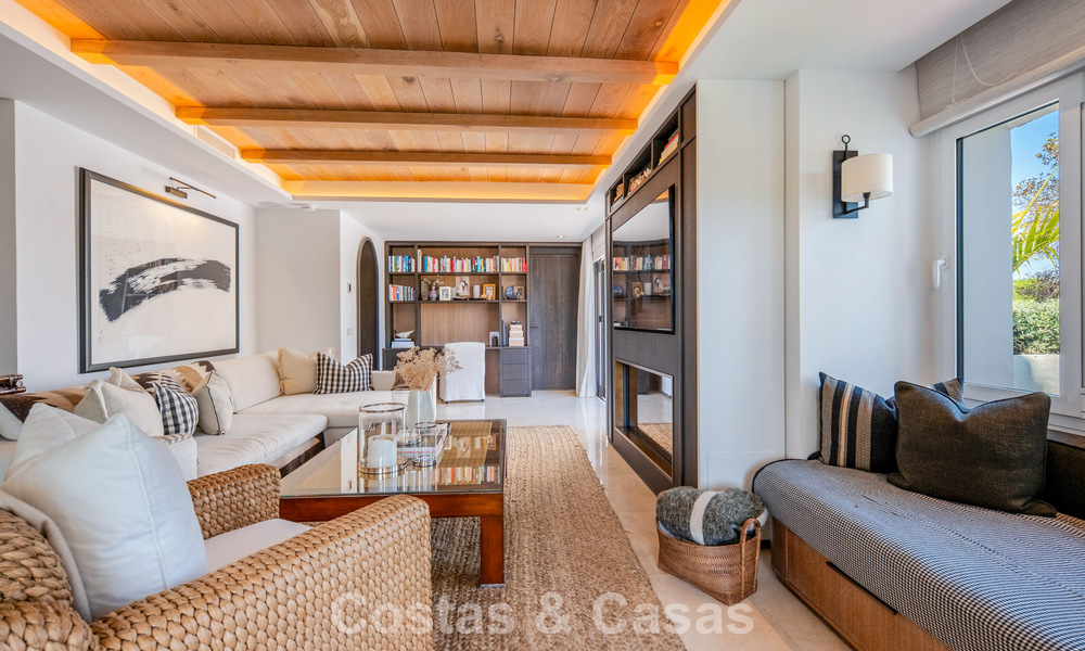 Appartement de luxe entièrement rénové à vendre à Puente Romano, Marbella 803031