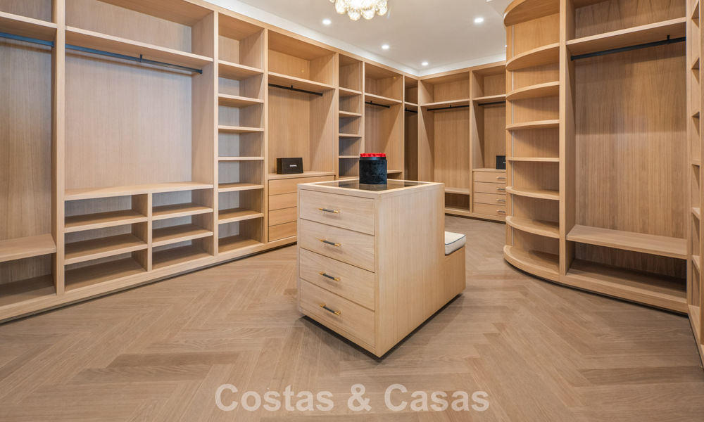 Penthouse duplex exclusif avec vue panoramique sur la mer à vendre à Nueva Andalucía, Marbella 803043