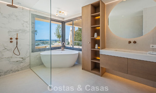 Penthouse duplex exclusif avec vue panoramique sur la mer à vendre à Nueva Andalucía, Marbella 803105 