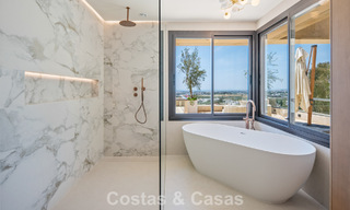 Penthouse duplex exclusif avec vue panoramique sur la mer à vendre à Nueva Andalucía, Marbella 803106 