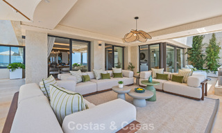 Penthouse duplex exclusif avec vue panoramique sur la mer à vendre à Nueva Andalucía, Marbella 803115 