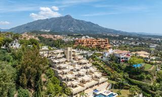 Penthouse duplex exclusif avec vue panoramique sur la mer à vendre à Nueva Andalucía, Marbella 803120 