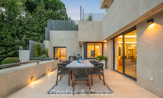 Penthouse duplex exclusif avec vue panoramique sur la mer à vendre à Nueva Andalucía, Marbella 803124 