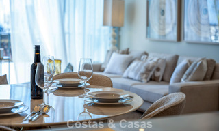 Appartement de luxe à vendre avec vue directe sur le port, en première ligne à Puerto Banús, Marbella 803178 