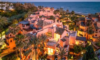 Superbe penthouse duplex à vendre dans une résidence en bord de mer à Los Monteros, Marbella Est 803200 