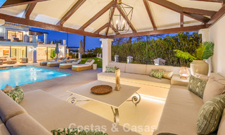 Villa méditerranéenne de luxe à vendre, en première ligne de golf, dans une prestigieuse résidence à Nueva Andalucía, Marbella 803263 