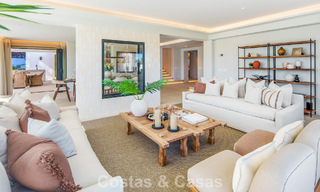 Villa méditerranéenne de luxe à vendre, en première ligne de golf, dans une prestigieuse résidence à Nueva Andalucía, Marbella 803300 