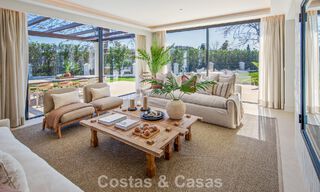 Villa méditerranéenne de luxe à vendre, en première ligne de golf, dans une prestigieuse résidence à Nueva Andalucía, Marbella 803301 