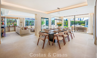 Villa méditerranéenne de luxe à vendre, en première ligne de golf, dans une prestigieuse résidence à Nueva Andalucía, Marbella 803303 