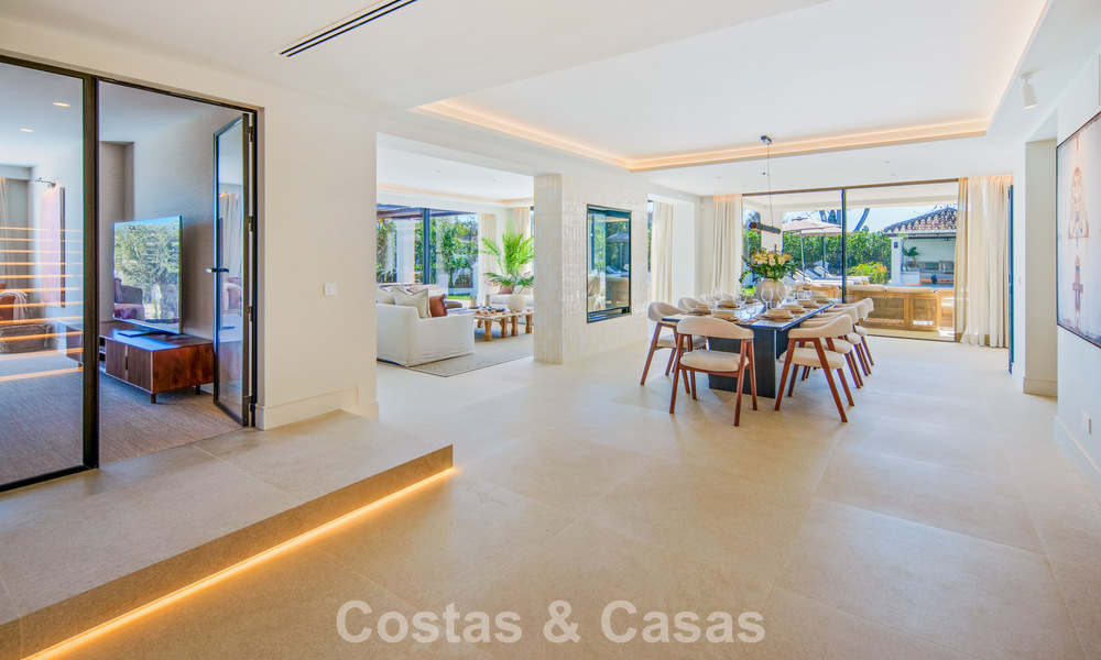 Villa méditerranéenne de luxe à vendre, en première ligne de golf, dans une prestigieuse résidence à Nueva Andalucía, Marbella 803304