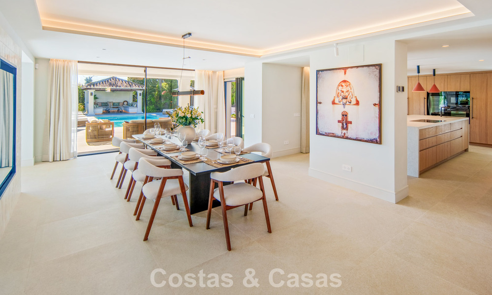 Villa méditerranéenne de luxe à vendre, en première ligne de golf, dans une prestigieuse résidence à Nueva Andalucía, Marbella 803308