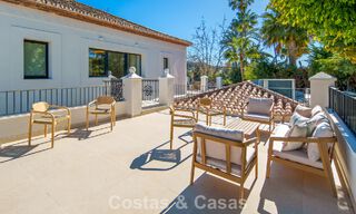 Villa méditerranéenne de luxe à vendre, en première ligne de golf, dans une prestigieuse résidence à Nueva Andalucía, Marbella 803316 