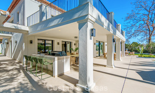 Villa méditerranéenne de luxe à vendre, en première ligne de golf, dans une prestigieuse résidence à Nueva Andalucía, Marbella 803322 
