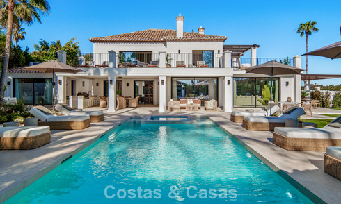 Villa méditerranéenne de luxe à vendre, en première ligne de golf, dans une prestigieuse résidence à Nueva Andalucía, Marbella 803333