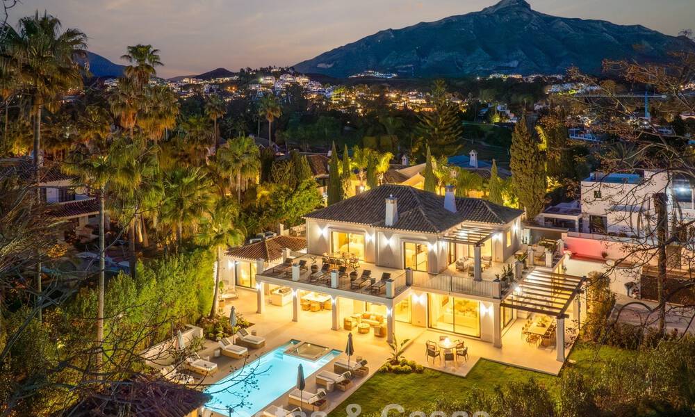 Villa méditerranéenne de luxe à vendre, en première ligne de golf, dans une prestigieuse résidence à Nueva Andalucía, Marbella 803334