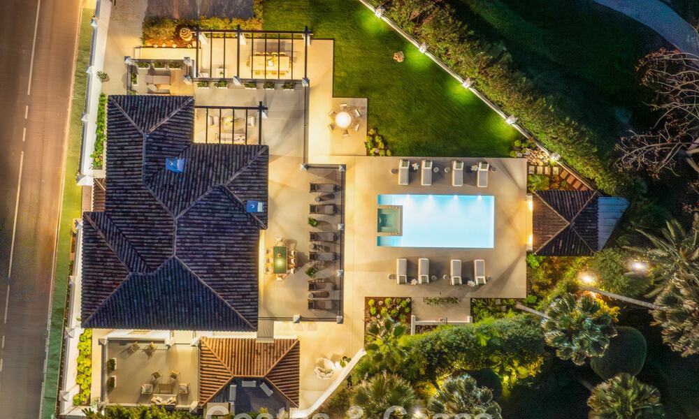 Villa méditerranéenne de luxe à vendre, en première ligne de golf, dans une prestigieuse résidence à Nueva Andalucía, Marbella 803336