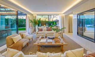 Villa méditerranéenne de luxe à vendre, en première ligne de golf, dans une prestigieuse résidence à Nueva Andalucía, Marbella 803338 