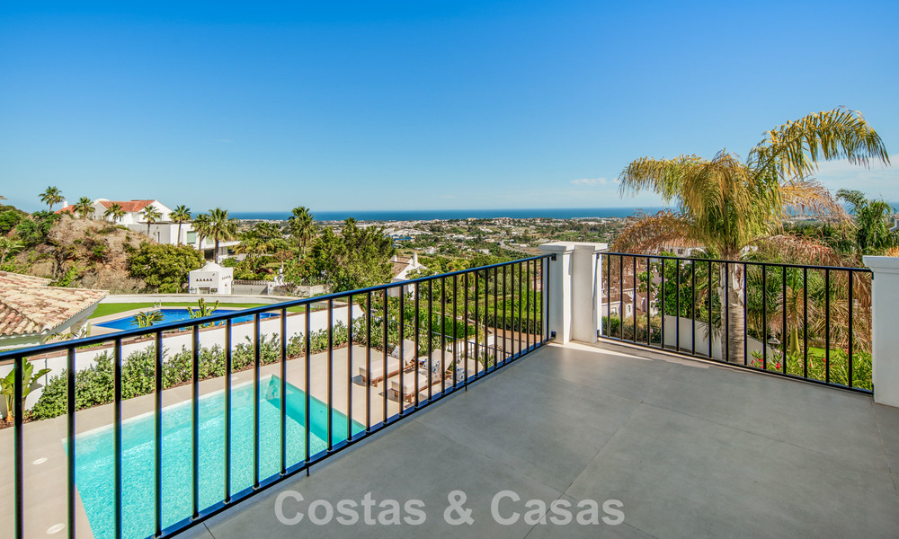 Villa de luxe espagnole contemporaine avec vue panoramique sur la mer à vendre à Marbella - Benahavís 803388
