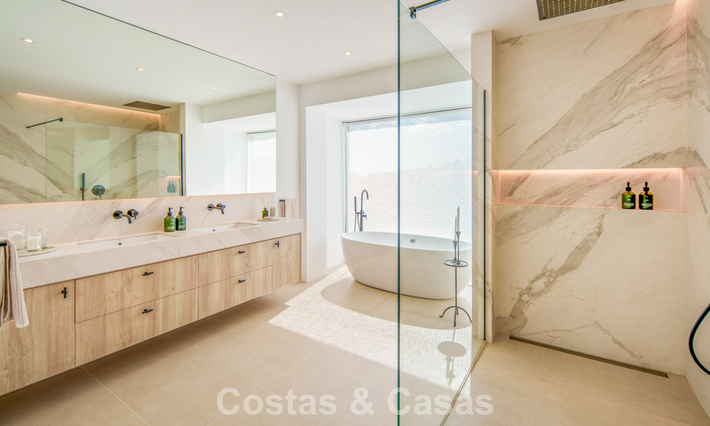 Villa de luxe espagnole contemporaine avec vue panoramique sur la mer à vendre à Marbella - Benahavís 803389