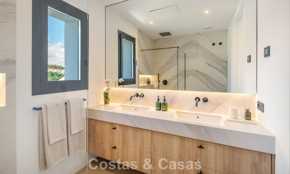 Villa de luxe espagnole contemporaine avec vue panoramique sur la mer à vendre à Marbella - Benahavís 803395
