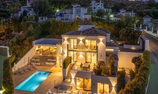 Élégante villa de luxe à l’architecture méditerranéenne à vendre dans la Vallée du Golf de Nueva Andalucía, Marbella 803414 