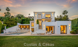 Élégante villa de luxe à l’architecture méditerranéenne à vendre dans la Vallée du Golf de Nueva Andalucía, Marbella 803415 