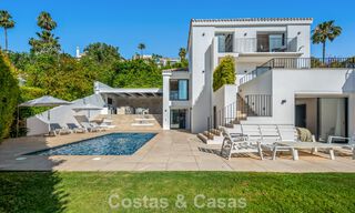 Élégante villa de luxe à l’architecture méditerranéenne à vendre dans la Vallée du Golf de Nueva Andalucía, Marbella 803419 