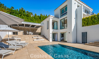 Élégante villa de luxe à l’architecture méditerranéenne à vendre dans la Vallée du Golf de Nueva Andalucía, Marbella 803420 