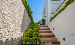 Élégante villa de luxe à l’architecture méditerranéenne à vendre dans la Vallée du Golf de Nueva Andalucía, Marbella 803429 