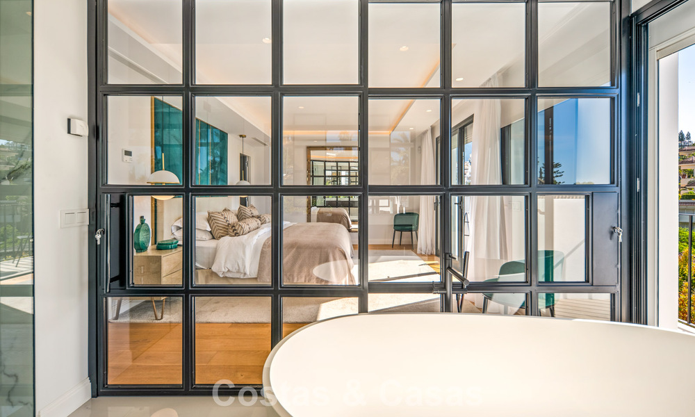 Élégante villa de luxe à l’architecture méditerranéenne à vendre dans la Vallée du Golf de Nueva Andalucía, Marbella 803435