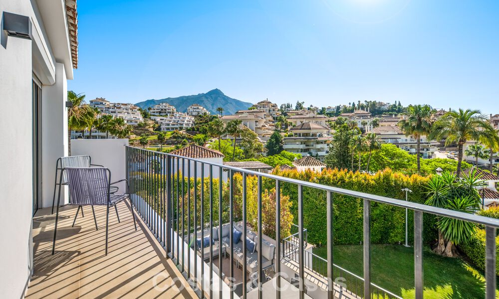 Élégante villa de luxe à l’architecture méditerranéenne à vendre dans la Vallée du Golf de Nueva Andalucía, Marbella 803437