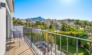 Élégante villa de luxe à l’architecture méditerranéenne à vendre dans la Vallée du Golf de Nueva Andalucía, Marbella 803437 