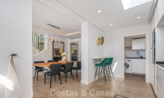Élégante villa de luxe à l’architecture méditerranéenne à vendre dans la Vallée du Golf de Nueva Andalucía, Marbella 803447 