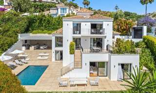 Élégante villa de luxe à l’architecture méditerranéenne à vendre dans la Vallée du Golf de Nueva Andalucía, Marbella 803469 